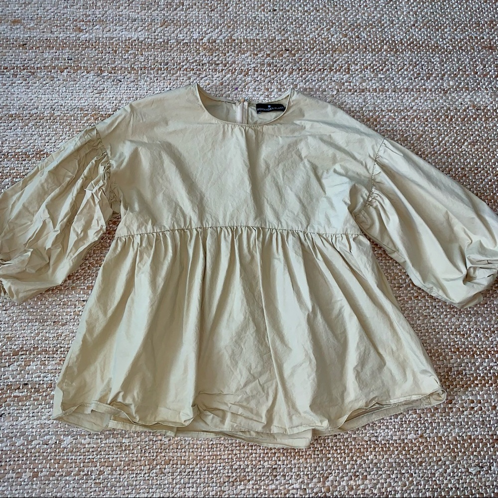 Tuckernuck (Pomander Place) Khaki Camilla Top